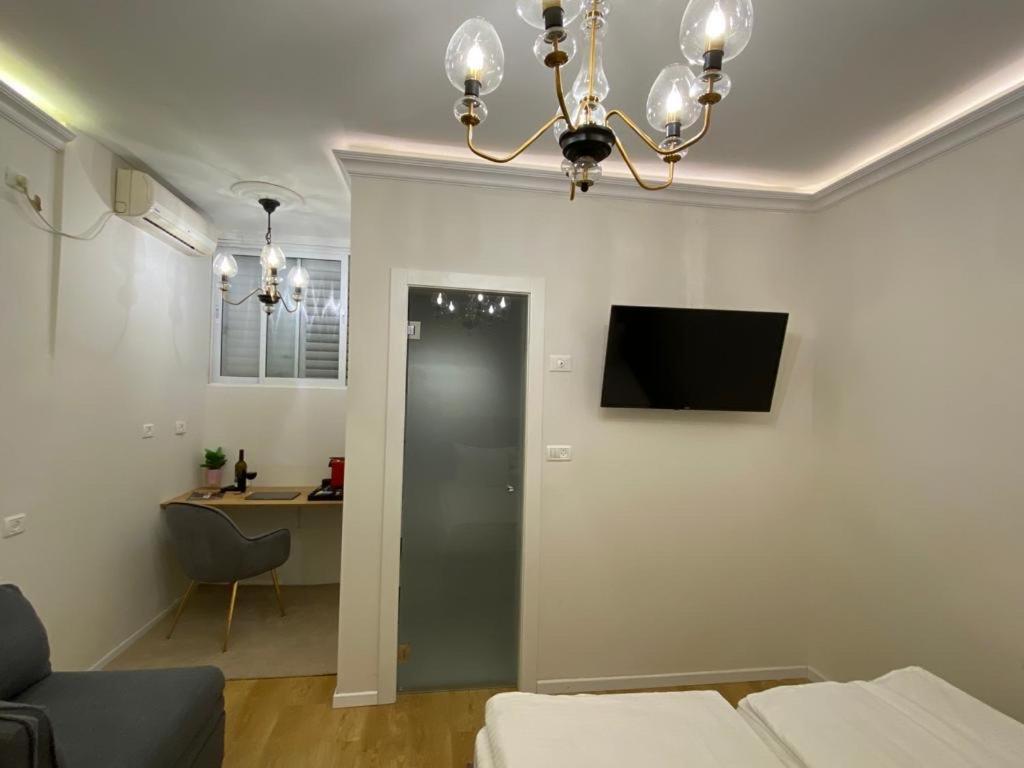 Apartment Rothschild 106